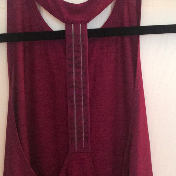 EUC Athleta tanks - fuchsia and black size m - Picture 3 of 8